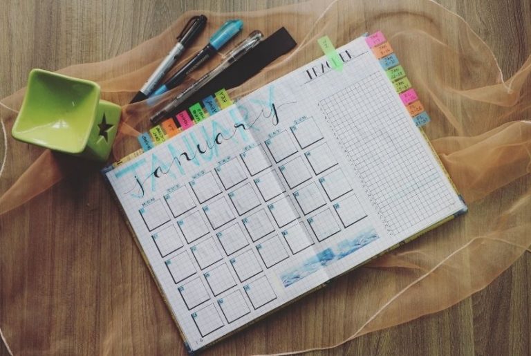 Four Easy Steps to Teach Your Child How to Use a Student Planner