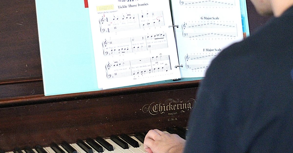 piano lessons at home